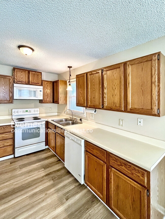 Photo - 5126 Lundy Dr