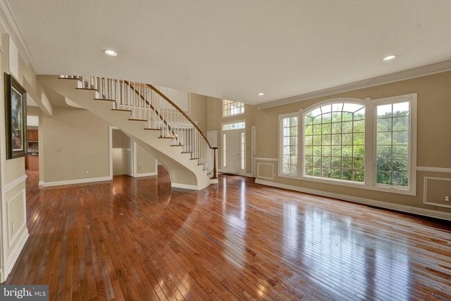 Photo - 19 Meadowlark Dr