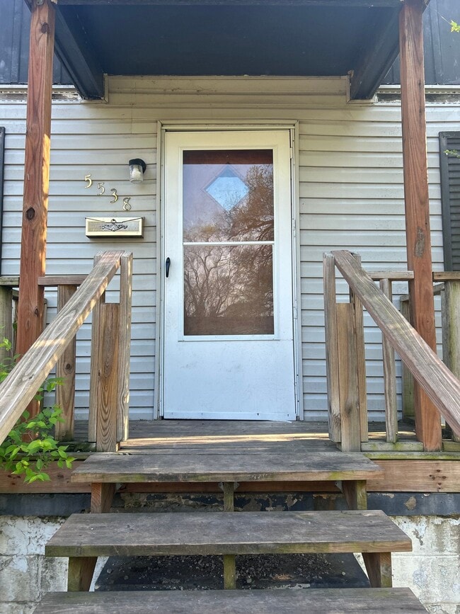 Photo - 5538 Avon Pl