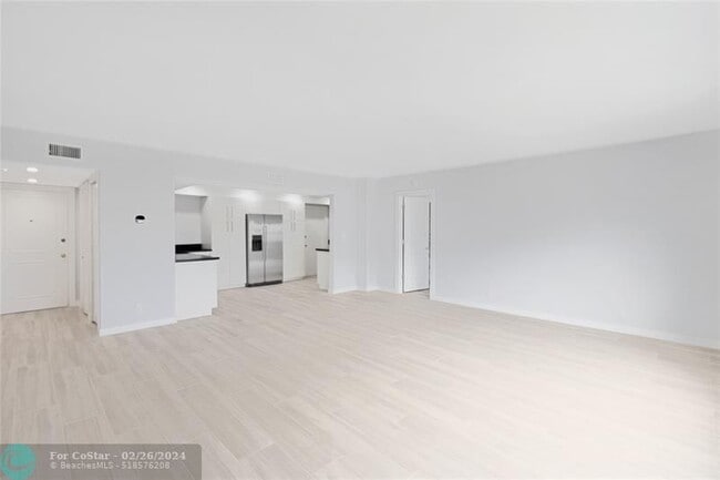 Photo - 1881 Middle River Dr Unit 401