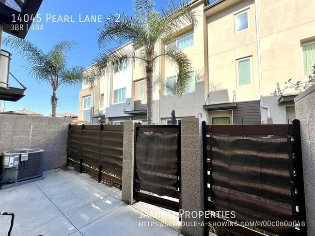 Photo - 14045 Pearl Ln Unidad 2