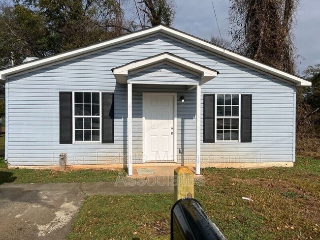 Building Photo - 201 Grove Pl