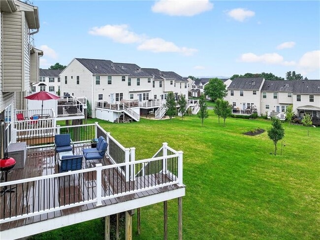 Photo - 380 Sunrise Dr
