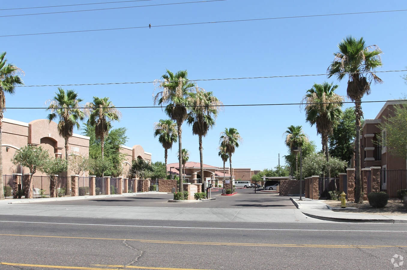 Tanner Manor Apartments - Tanner Manor Apartments