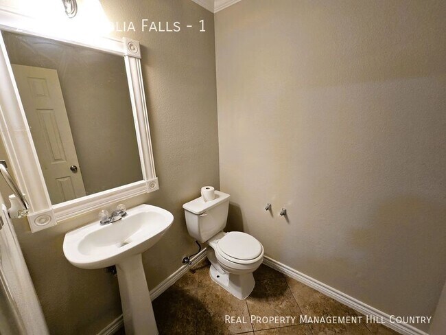 Photo - 24611 Magnolia Falls