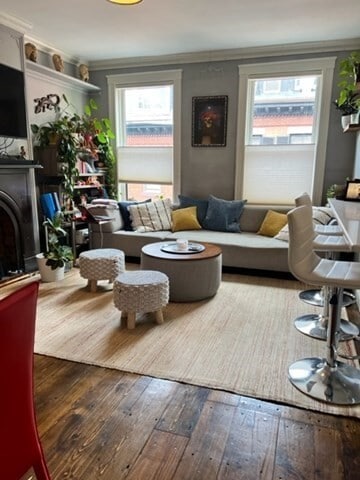 Building Photo - 4 Centre Pl Unit 3