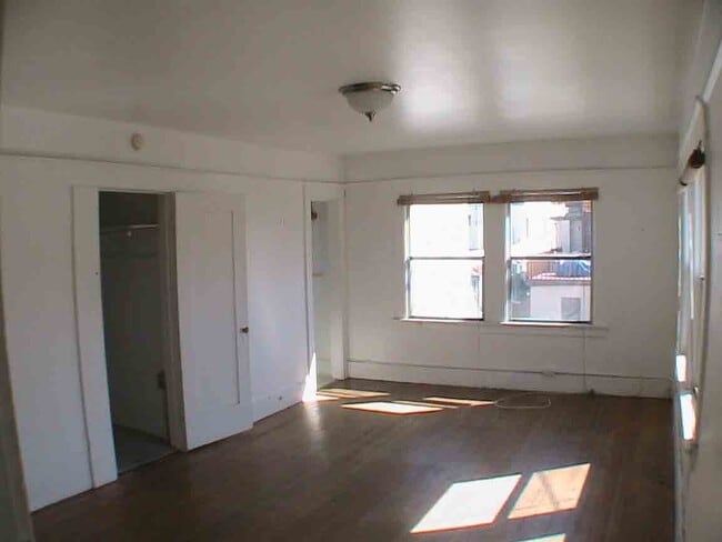 48 1/2 Dudley Ave Unit 3