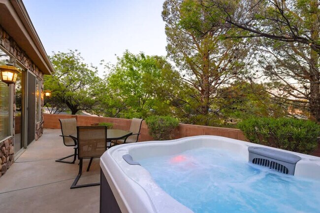 1922 N Pebble Beach Dr Unit SI ID1389631P