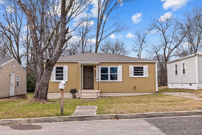 Photo - 7216 Paris Ave