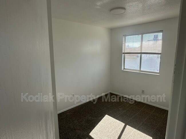 Photo - 1149 Nayon St Unidad 4