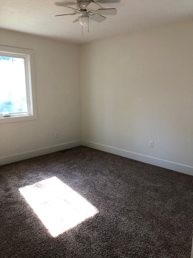 Photo - 714 S Henderson St