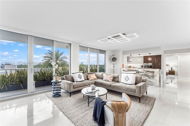 Photo - 1180 N Federal Hwy Unit 607