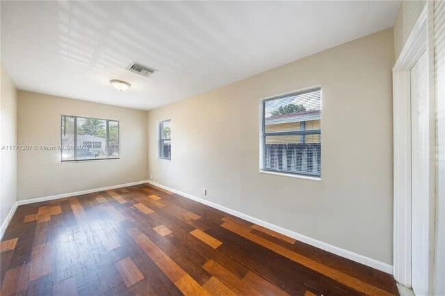 Photo - Adams Street