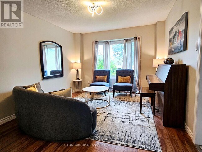 Photo - 185 Blackfoot Trail