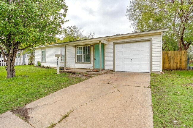 3537 Half Moon Dr
