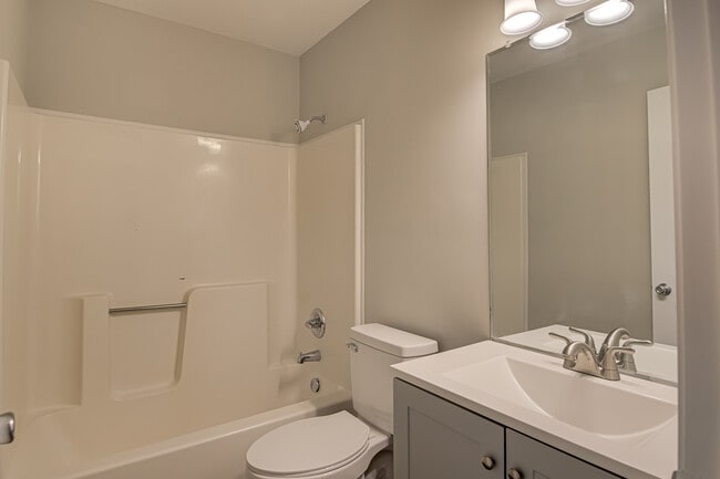 Photo - 828 Brickwood Ct