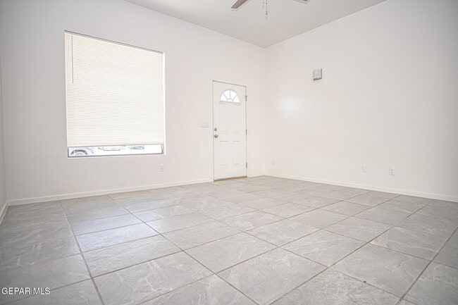Photo - 13106 Cleethorpes St