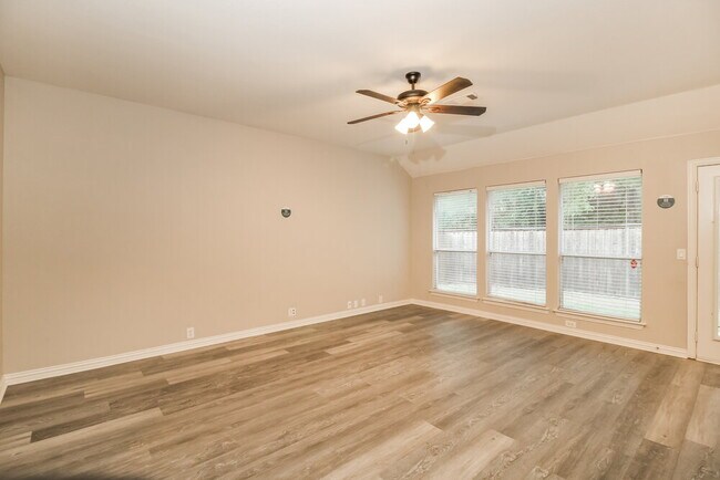 Photo - 1721 Duck Cove Dr