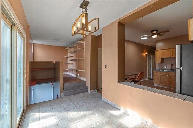 Photo - 3145 W Augusta Blvd Unit 2