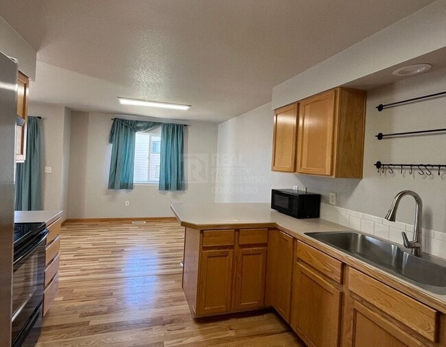 Photo - 1044 Winona Cir