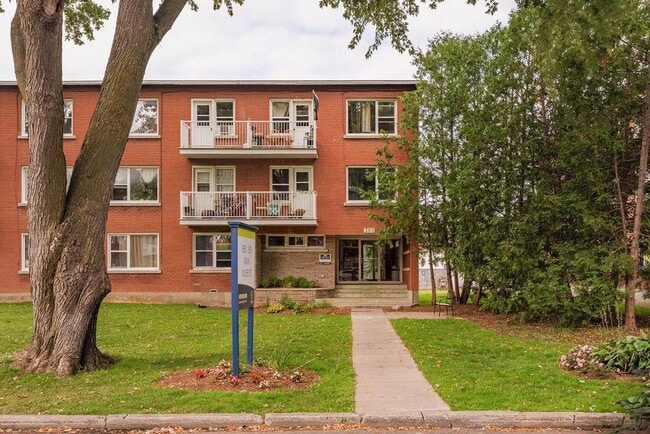 Photo - 388 Irwin Miller