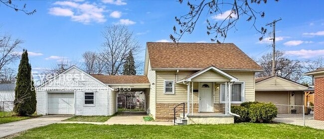 Photo - 1582 Pagel Ave House