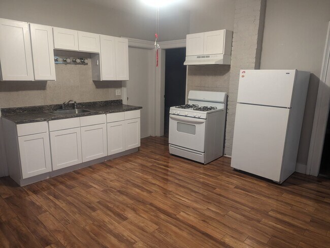 Photo - 316 Blatchley Ave Apartments Unit 1