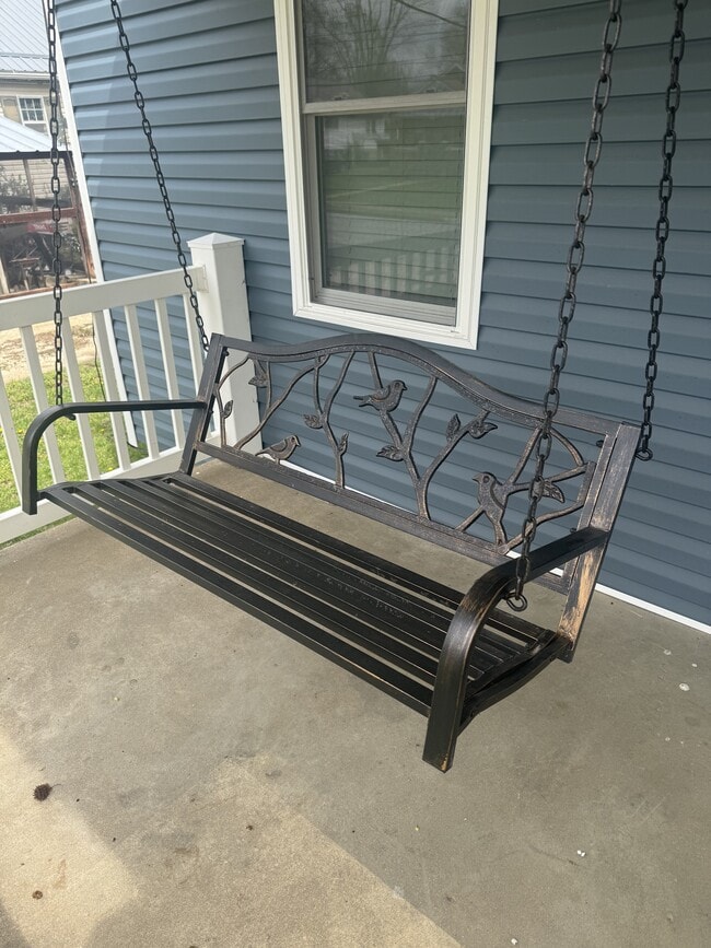 Photo - 114 S Elm St