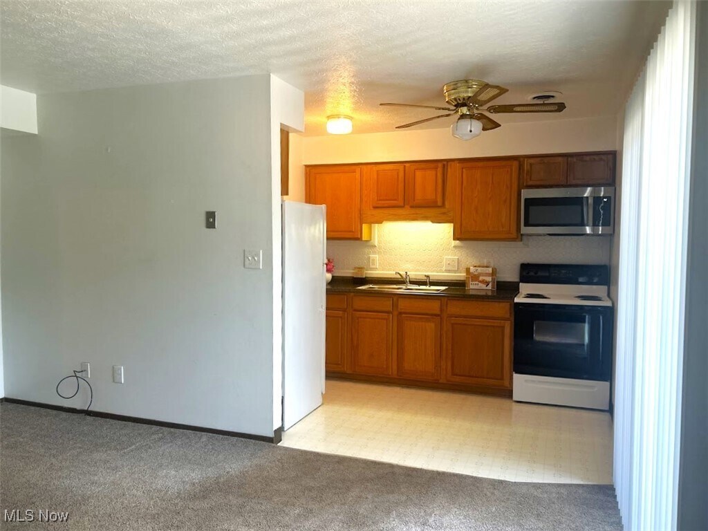 Photo - 105 Wildwood Dr