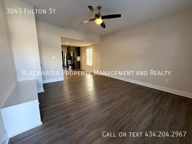 Photo - 3043 Fulton St