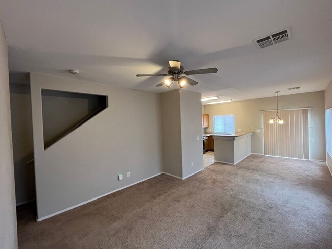 Photo - Beautiful Henderson 2 Bedroom Townhouse!