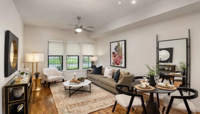 Photo - Upscale 1/1 Apt – Style, Comfort & Conveni... Unit 19YT1