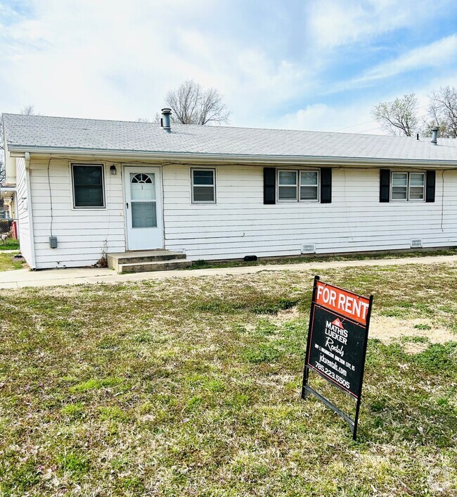 Building Photo - Affordable Two Bedroom Home