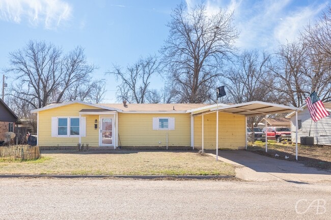 Building Photo - 1403 Stewart St
