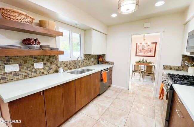 Photo - 1255 E Riviera Dr