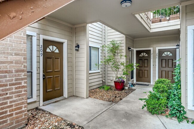 Photo - Cozy 2 bedroom in great neighborhood