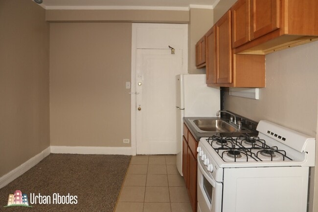 Photo - 3832 N Fremont St Unit J08P
