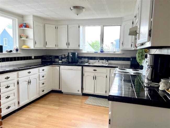 Photo - 33 Rogers Ave Condo Unit 1
