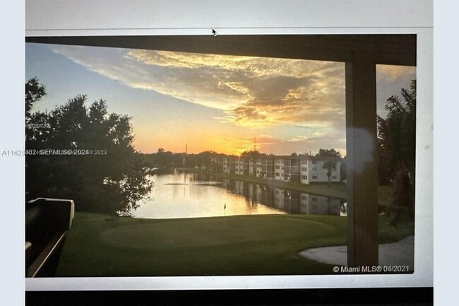 Building Photo - 411 S Hollybrook Dr Unit 308