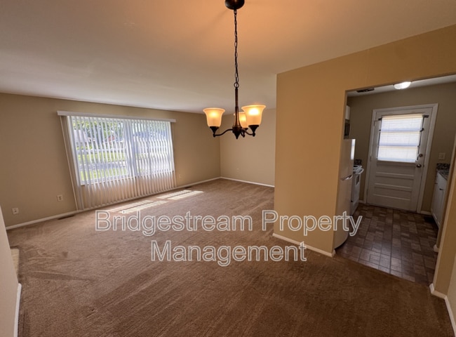Photo - 4352 Sunray Rd
