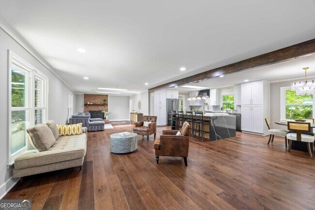 Photo - 125 Terrell Dr