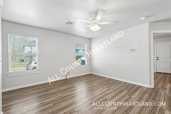 Photo - 12010 Rush St