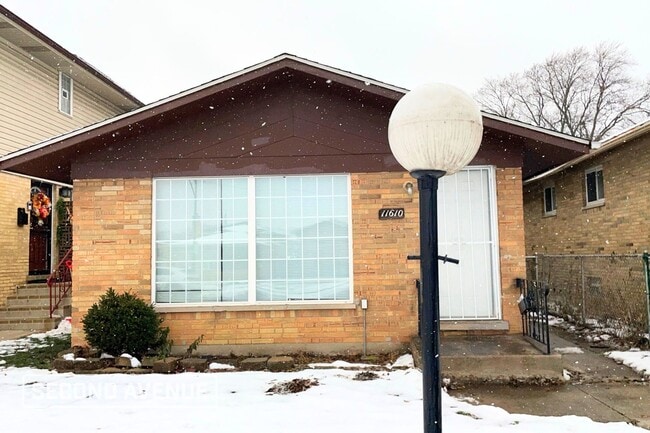 Building Photo - 11610 S Elizabeth St