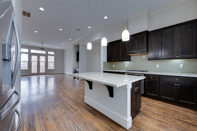 Photo - 4203 Feagan St