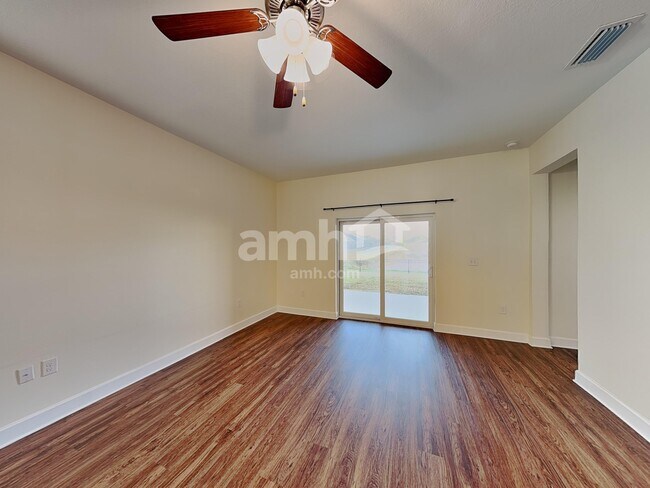 Photo - 524 Pine Terrace Dr