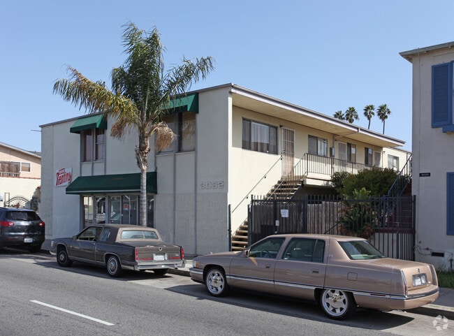Primary Photo - 3032-3034 E 7th St Rental