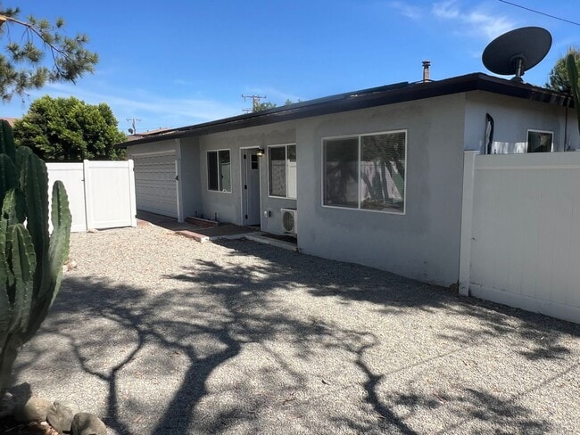 Photo - Fully Renovated 2 Bed 1 Bath Home