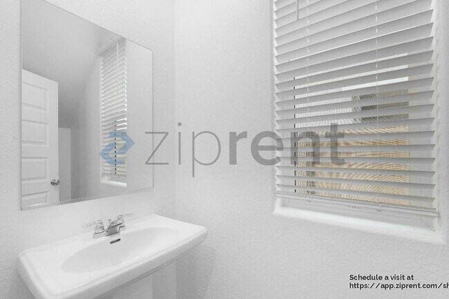 Photo - 8495 Anker Wy