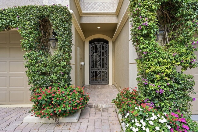 Photo - 921 Osceola Dr Unit 2