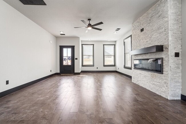 Photo - 7010 SW Orange Ave